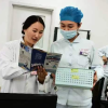 严防输入再传播，巩固消除疟疾成果——王府医院积极开展全国疟疾日宣传活动