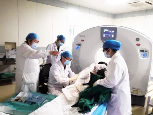 王府医院妇科光动力治疗92岁高龄外阴阴道癌患者一例