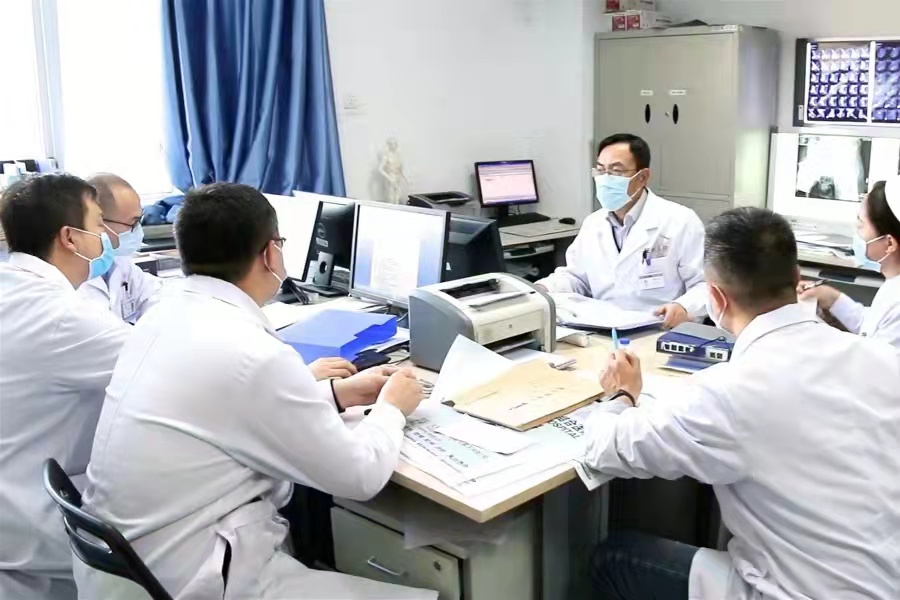 用信念守护患者的信任——王府医院骨科采用中西医结合方式救治胸腰椎压缩性骨折患者