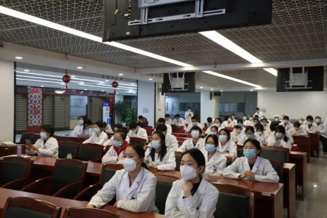 膝关节置换及围术期主题论坛在王府医院顺利召开